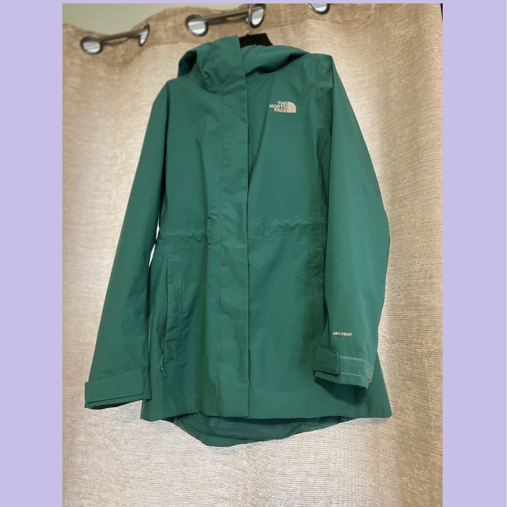 North Face Dry Vent Rain Jacket - Green (Women's M)